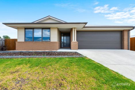 1 Cranes Tce, Eastwood, VIC 3875