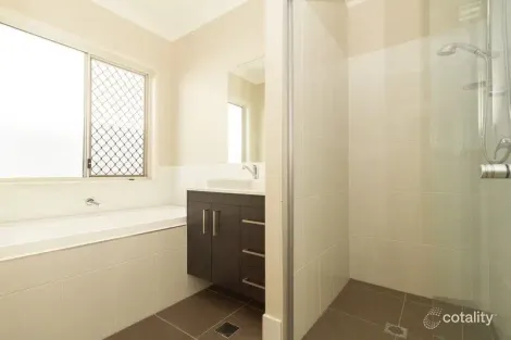 Property photo of 1/1 Willandra Road Morayfield QLD 4506