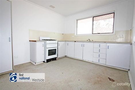 Property photo of 4 Maryanne Street Riverview QLD 4303