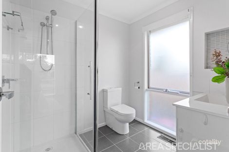 Property photo of 9 Bayport Drive Langwarrin VIC 3910