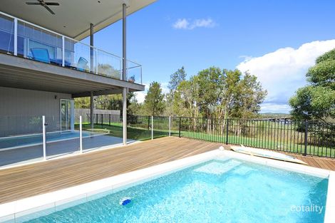 28 Anchorage Cct, Twin Waters, QLD 4564