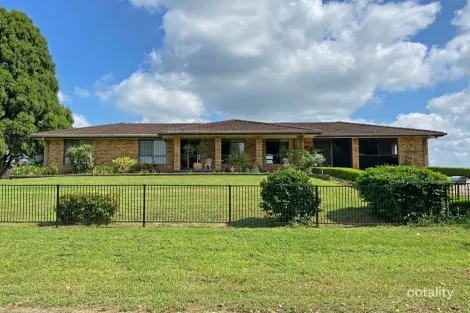 312 Edinburgh Dr, Taree, NSW 2430