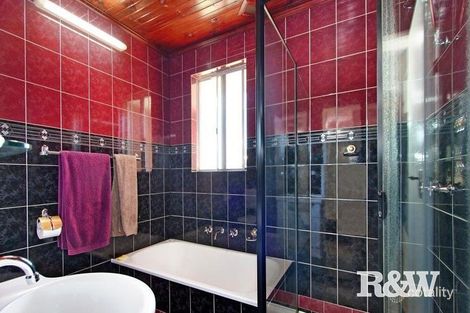 Property photo of 18 Munmora Place Oxley Park NSW 2760