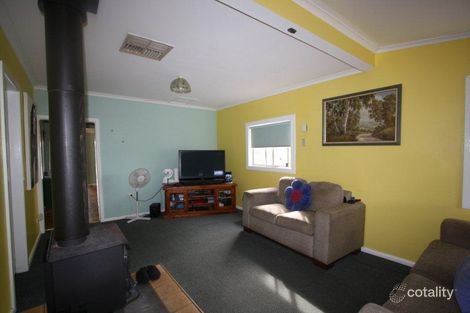Property photo of 15 Leah Street Cobar NSW 2835