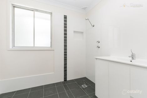 Property photo of 70 Everglades Crescent Woy Woy NSW 2256