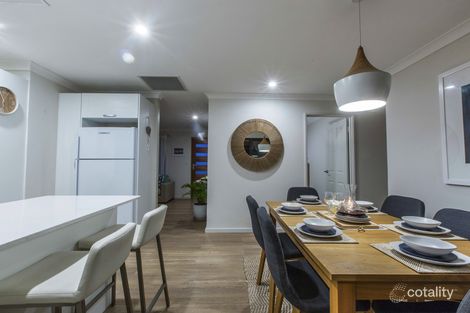 Property photo of 4 Chamberlain Place Heathridge WA 6027