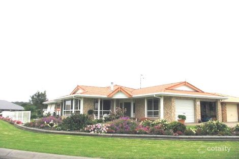 Property photo of 11 Cassina Close Forster NSW 2428