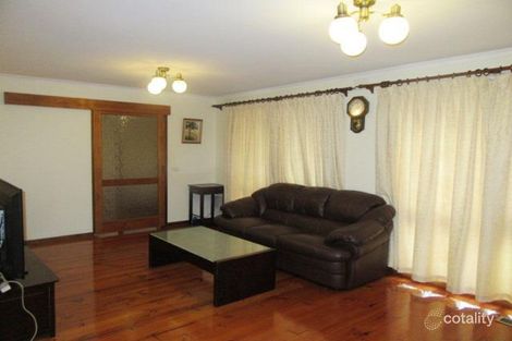 Property photo of 130 Karingal Drive Frankston VIC 3199