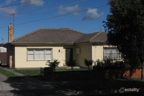 30 Parkmore Rd, Bentleigh East, VIC 3165