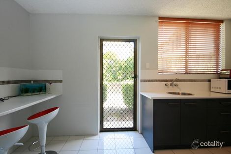 Property photo of 2/17 Dalziel Street Nundah QLD 4012