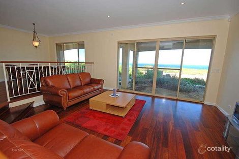 Property photo of 10 Topmast Place Ocean Reef WA 6027