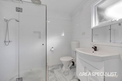 Property photo of 1/2 Railway Avenue Werribee VIC 3030
