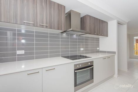 Property photo of 6 Pipet Crescent Pallara QLD 4110