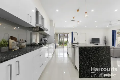 Property photo of 20 Firetail Grove Plumpton NSW 2761