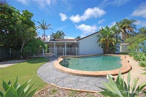 Property photo of 3 Cheviot Close Benowa QLD 4217