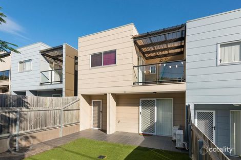 Property photo of 3/108 Nicholson Street Greenslopes QLD 4120