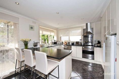 Property photo of 78 Fernside Avenue Briar Hill VIC 3088