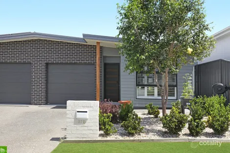 37b Saddleback Cres, Stream Hill, NSW 2526