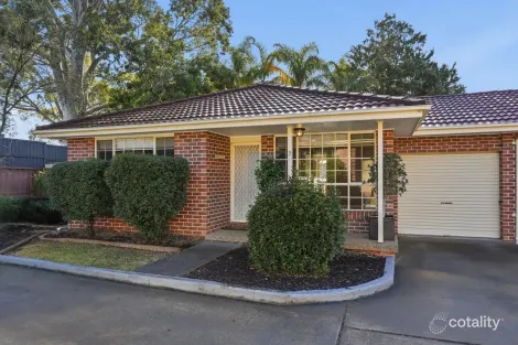 3/11 Barwon Pl, Campbelltown, NSW 2560