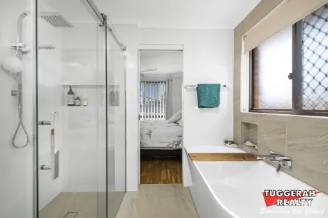 Property photo of 48 Gregory Street Berkeley Vale NSW 2261