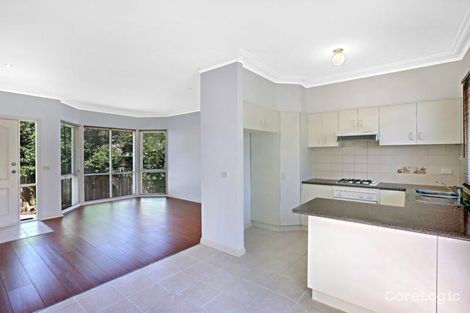 Property photo of 2/27 Tram Road Doncaster VIC 3108