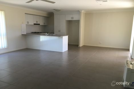 Property photo of 16 Warragrah Place Parkes NSW 2870