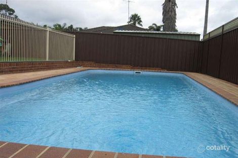 Property photo of 13 Kanangra Crescent Ruse NSW 2560