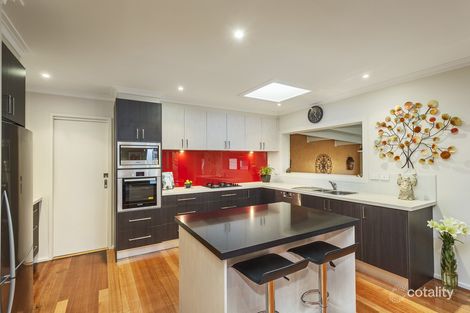 32 Scenic Cres, Eltham North, VIC 3095