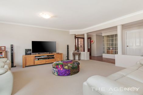 Property photo of 28 St Laurent Mews Port Kennedy WA 6172