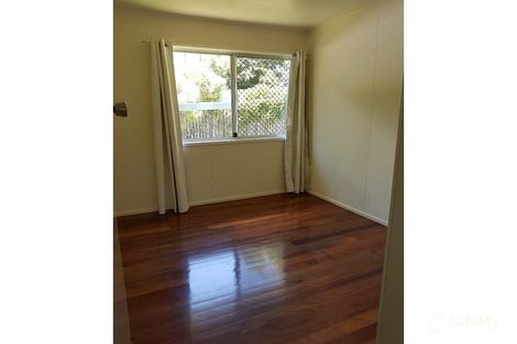 Property photo of 5 Cain Court Bundamba QLD 4304