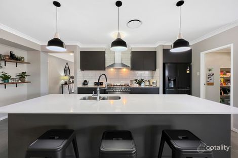 Property photo of 4 Britten Street Walloon QLD 4306