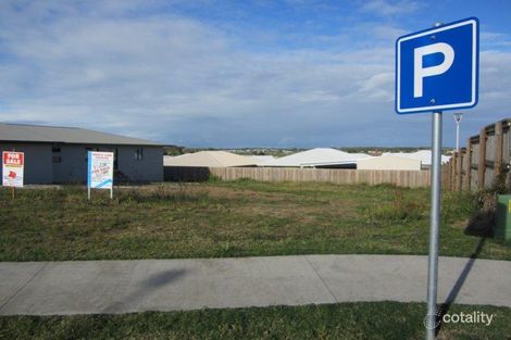 Property photo of 52 Kerrisdale Crescent Beaconsfield QLD 4740