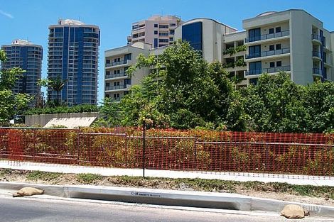 Property photo of 20/45 Deakin Street Kangaroo Point QLD 4169