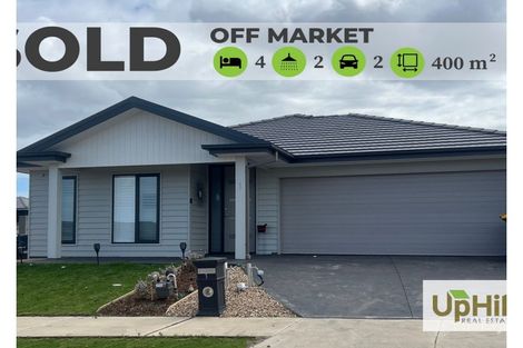 1 Peak St, Clyde North, VIC 3978