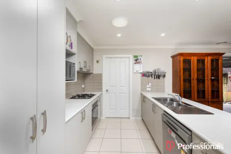 Property photo of 33 Axford Boulevard Wodonga VIC 3690