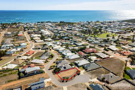 21 Viewpoint Mews, Drummond Cove, WA 6532