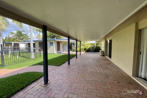 Property photo of 76 Lauren Street Urangan QLD 4655