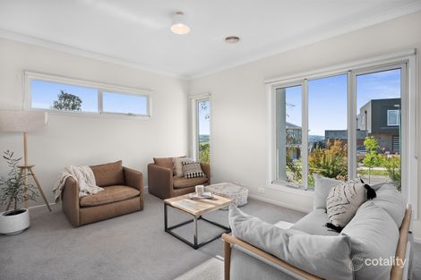 Property photo of 21 Devon Park Drive Highton VIC 3216