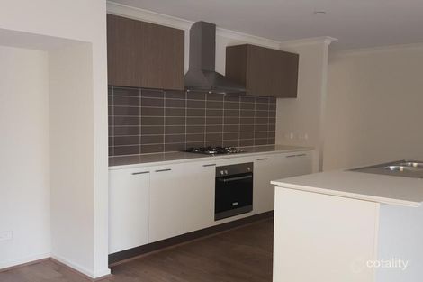 Property photo of 14 Benedore Way Cranbourne North VIC 3977