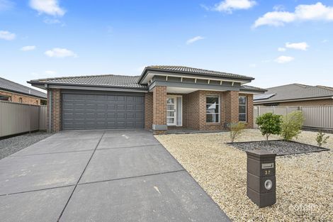 37 Cuzens Rd, Alfredton, VIC 3350