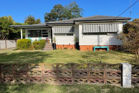 Property photo of 51 Dunvegan Street Mannering Park NSW 2259