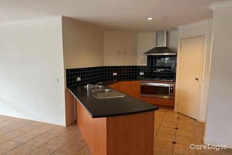 Property photo of 24 Sinatra Way Cranbourne East VIC 3977