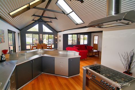 Property photo of 7 Willespie Place Dunsborough WA 6281