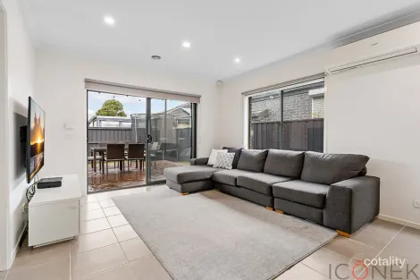 Property photo of 18 St Naum Terrace Lalor VIC 3075