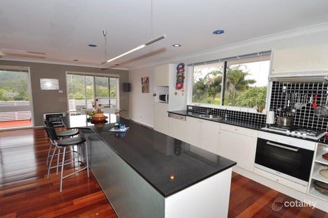 Property photo of 11 Elkhorn Close Wyoming NSW 2250