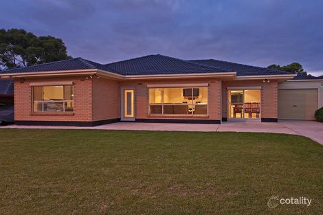 12 Carnarvon Ave, Redwood Park, SA 5097