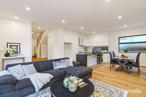 Property photo of 1/23 Thea Grove Doncaster East VIC 3109