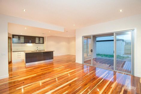 Property photo of 11 Christo Walk Point Cook VIC 3030