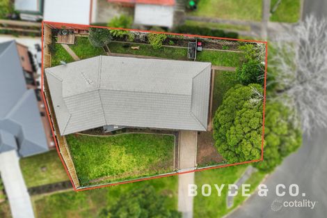 Property photo of 2 McDonald Street Drouin VIC 3818