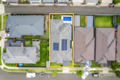Property photo of 4 Horti Street Glenmore Park NSW 2745